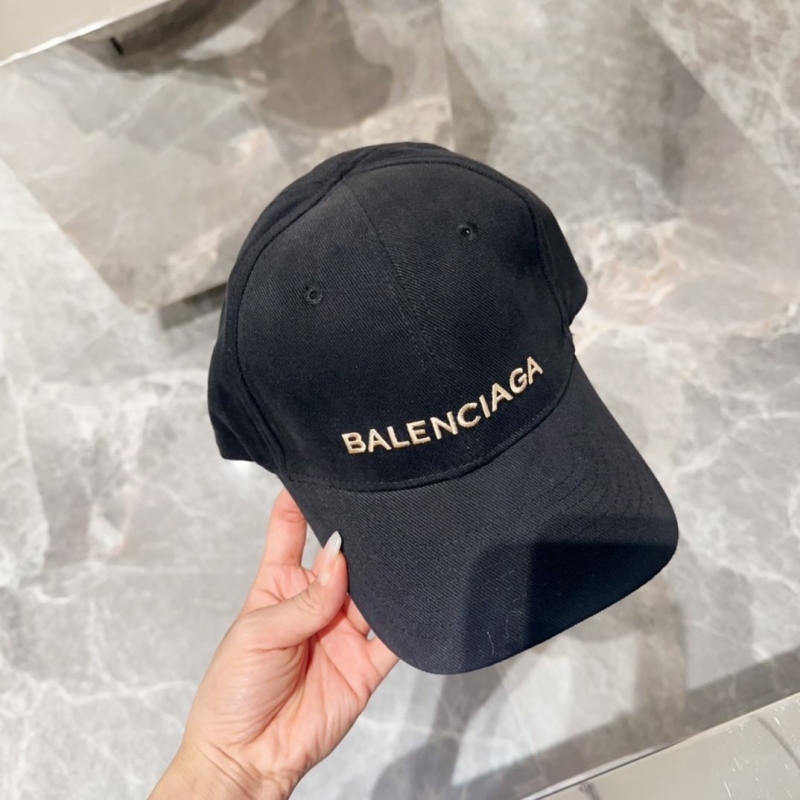 BALENCIAGA